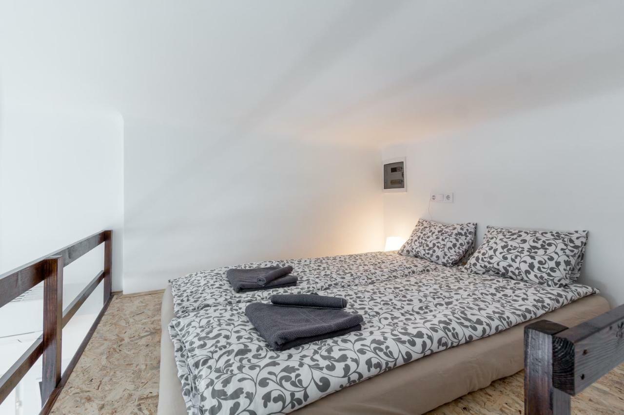 Flexible Selfcheckins 13 & 14 - Le Petit & Le Grand Zagreb - Centre - New - Apartments Repinc Εξωτερικό φωτογραφία