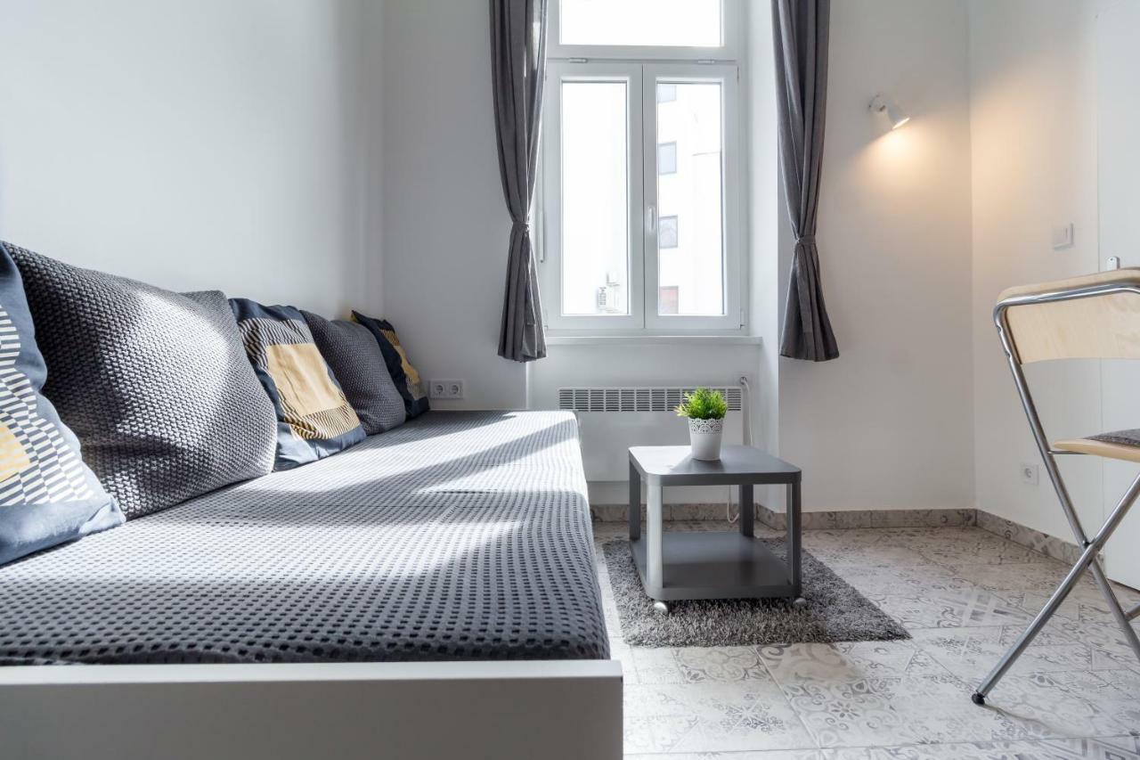 Flexible Selfcheckins 13 & 14 - Le Petit & Le Grand Zagreb - Centre - New - Apartments Repinc Εξωτερικό φωτογραφία